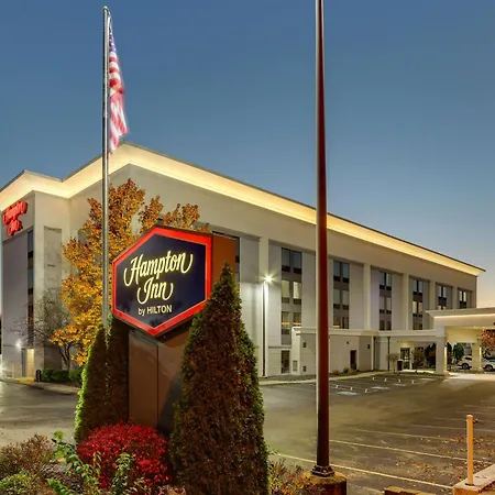 Hampton Inn Springfield-3